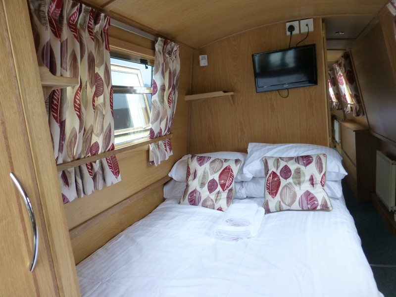  Regency 6M's Front Bedroom 